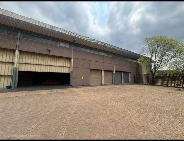 2,693M² WAREHOUSE TO LET IN HERMANSTAD
